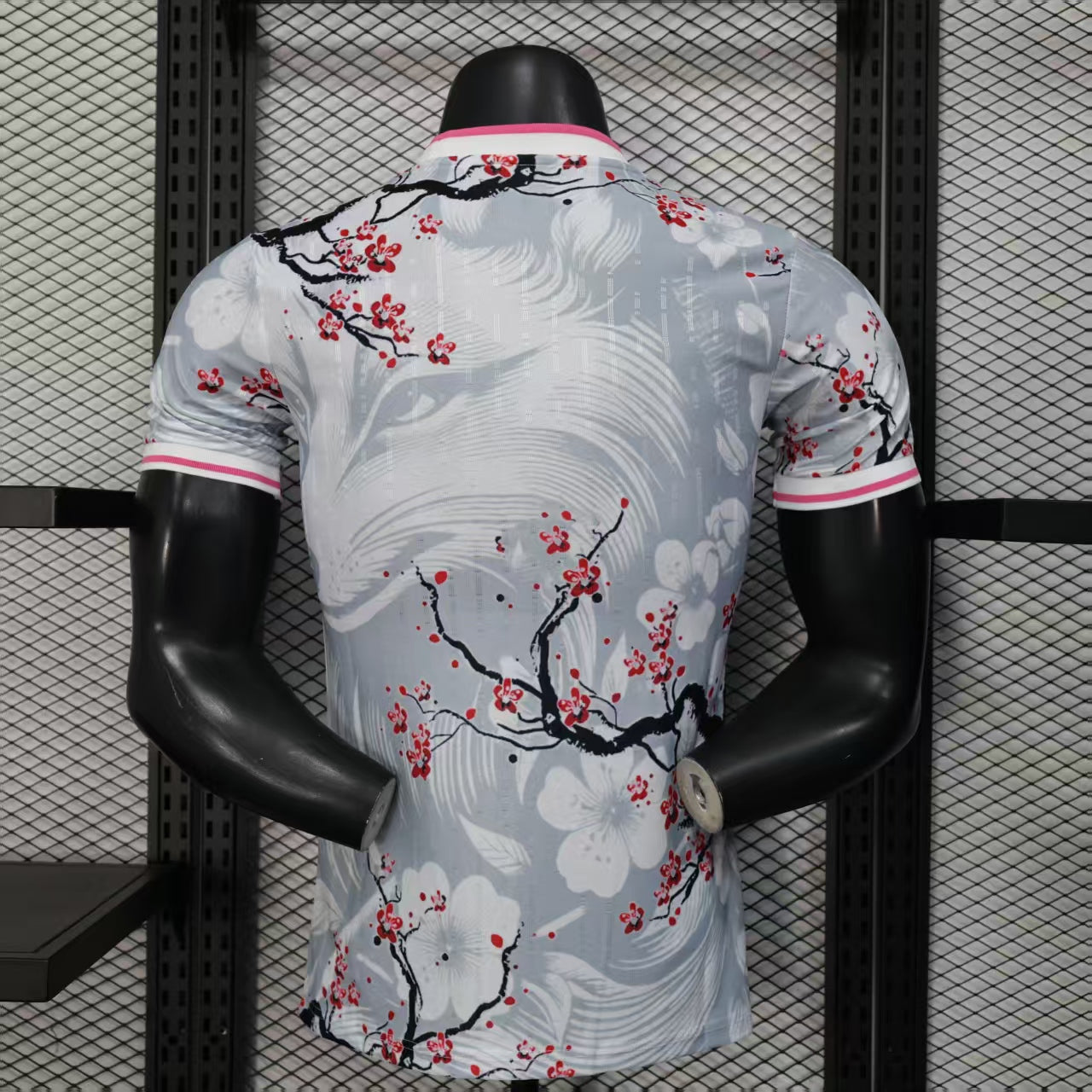 Japan "Pink Wolf" Special Edition Kit