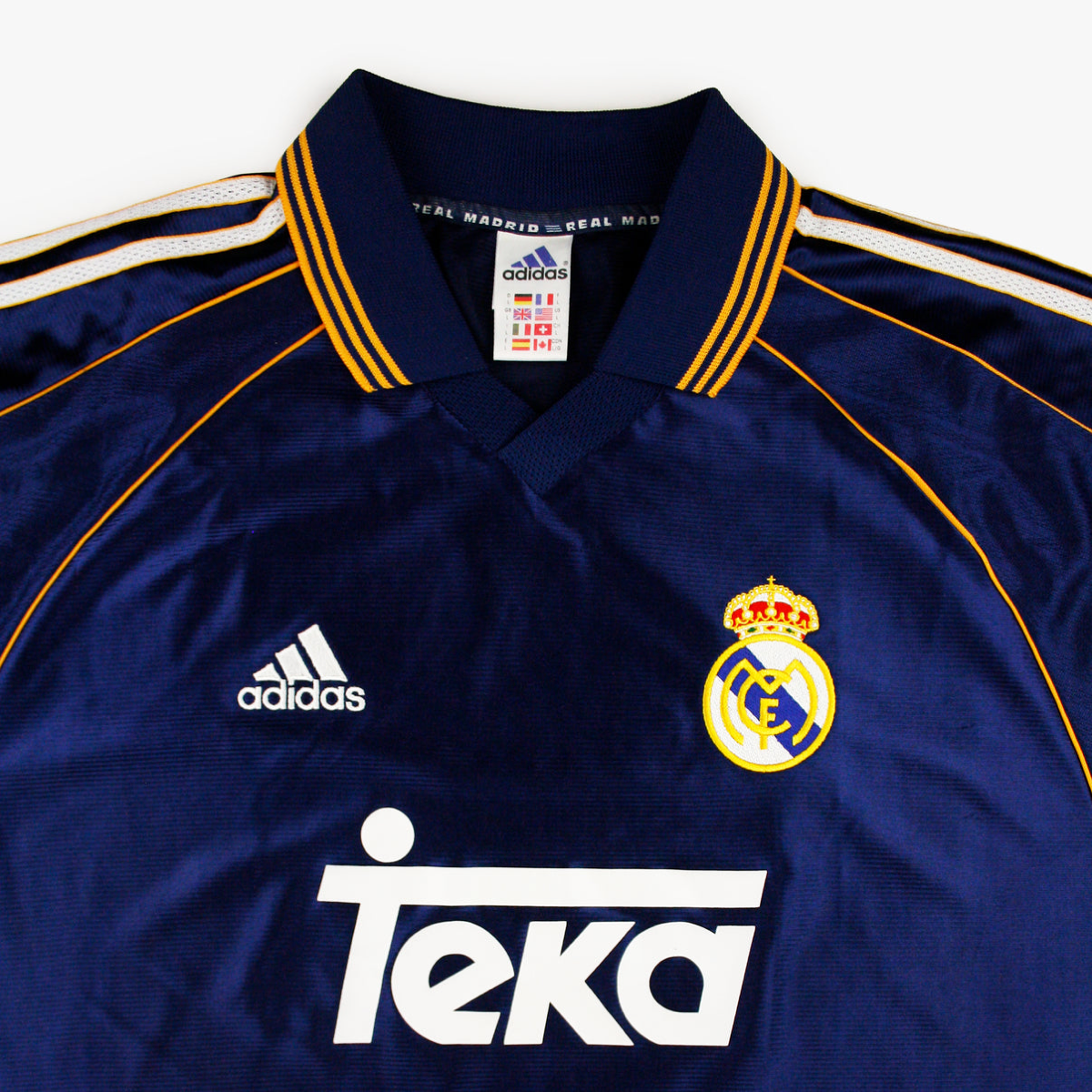 Camiseta de la tercera equipación del Real Madrid CF 1998-00
