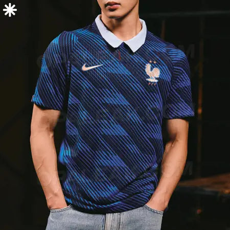 Equipación de local de Francia para la Copa Mundial de 2026